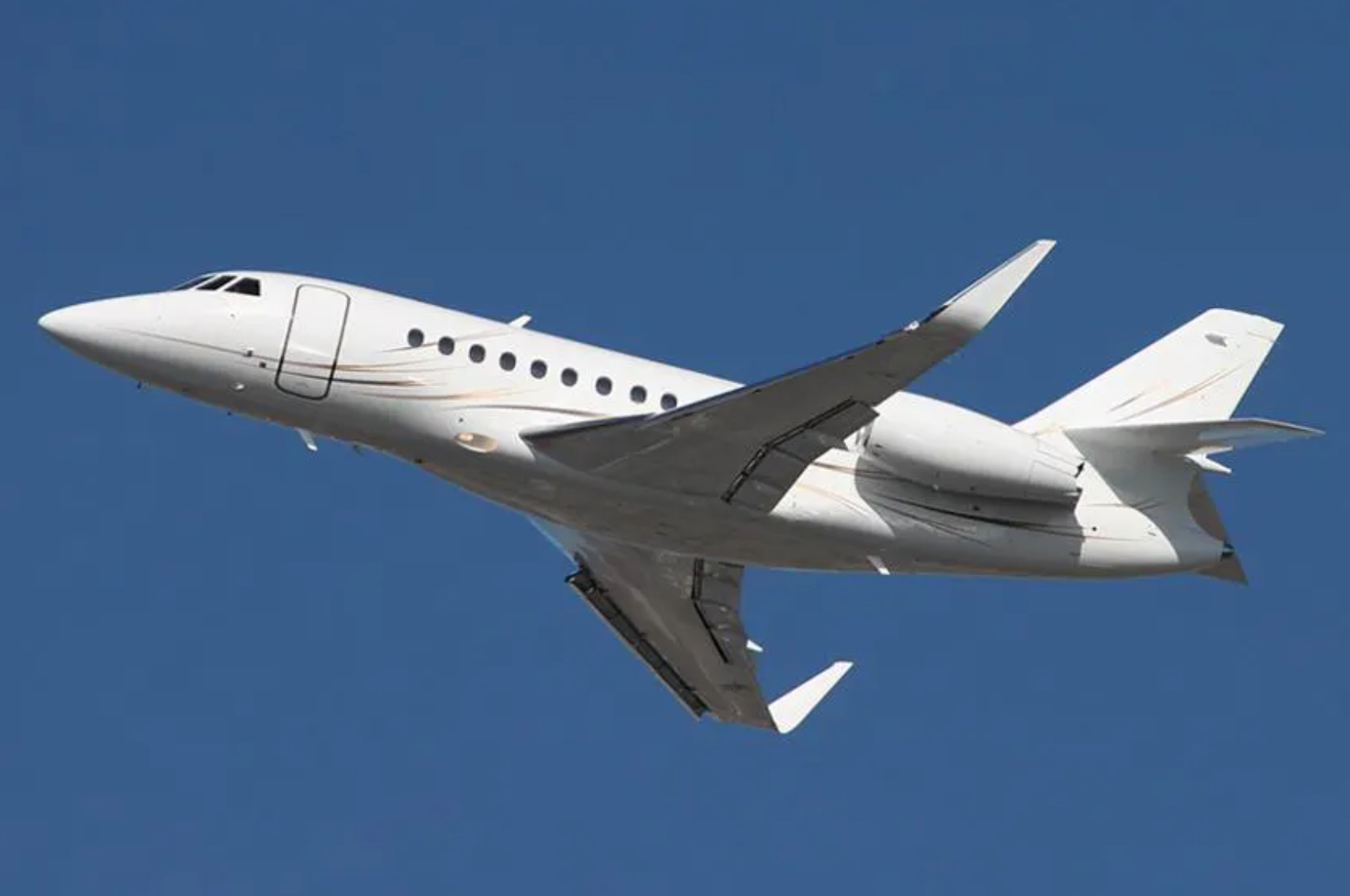 Falcon 2000LX